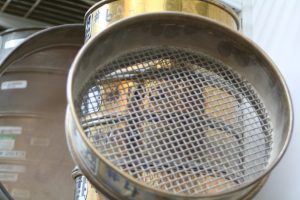 Sieves for aggregate sorting